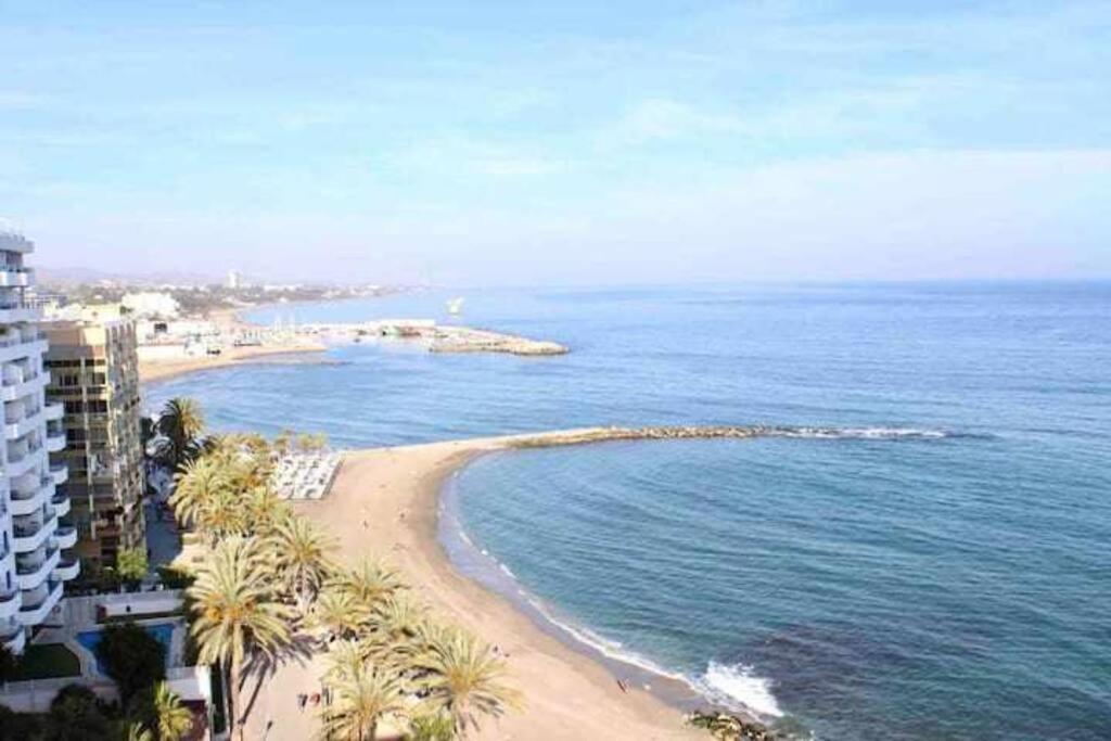 Large Modern Beach Front Apartment, Rooftop Pool!! Marbella Exterior foto